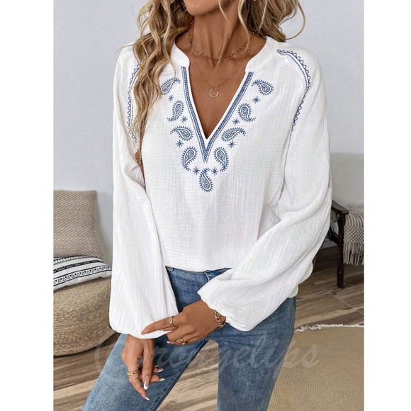 100% Cotton Embroidered White Long Sleeve Shirt V-Neck - Picture 6 of 14